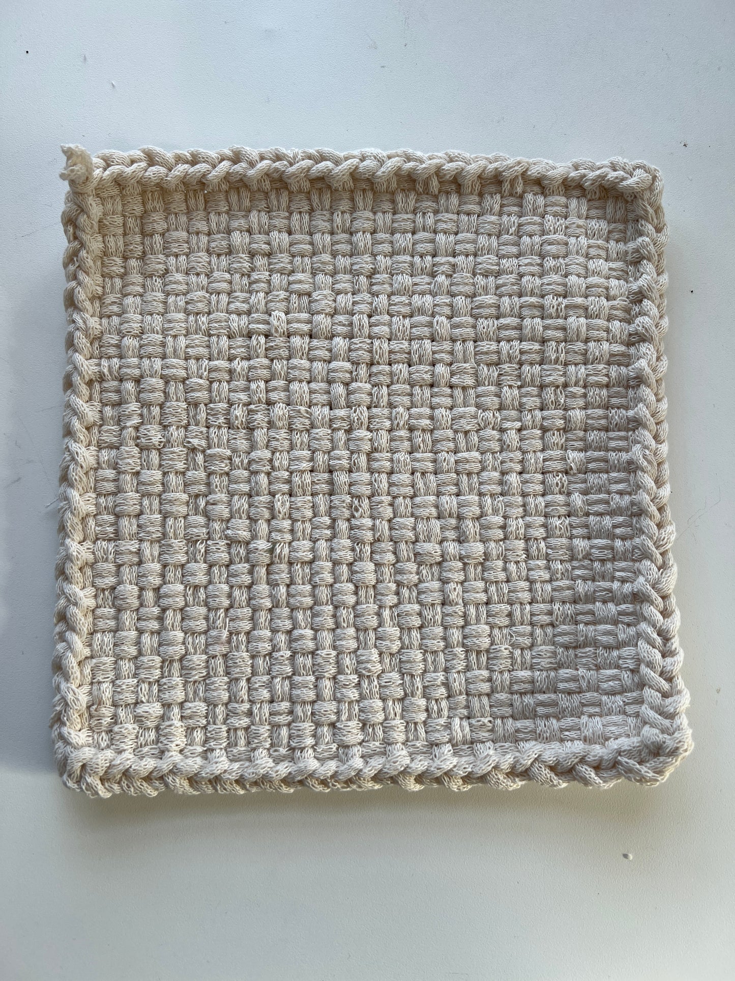 Winter White Trivet 8”