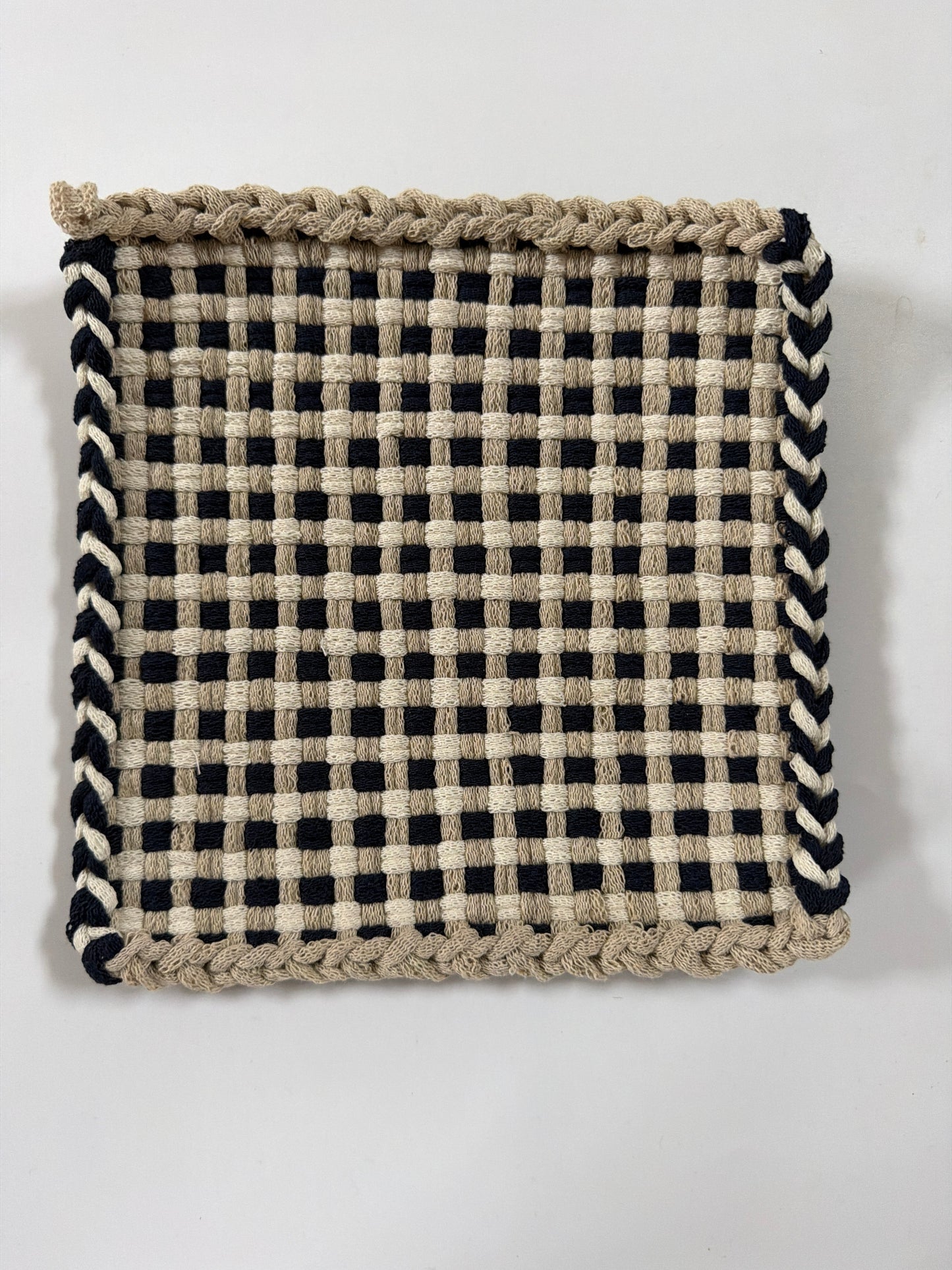 Trellis Square Trivet